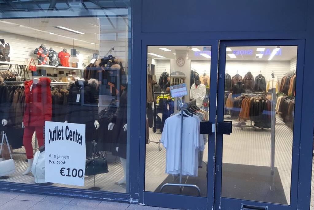 Drie vrouwen uit een familie aangehouden voor witwassen en fraude