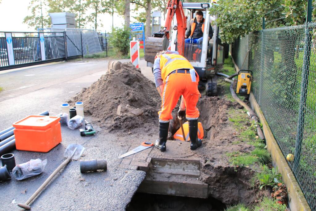 Kapotte riolering zorgt voor sinkhole