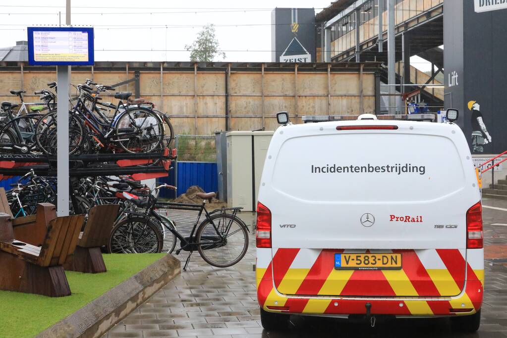 Geen treinverkeer door aanrijding met persoon