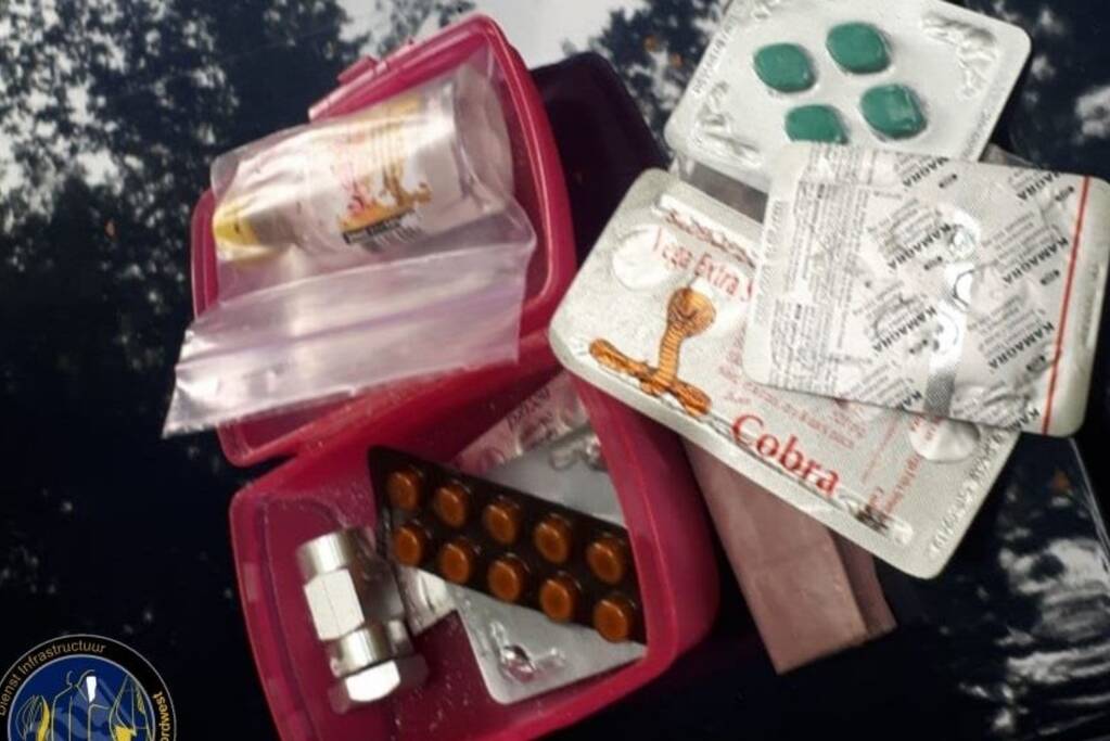 Stel na ongeval aangehouden voor bezit harddrugs