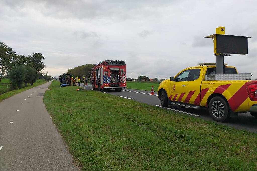 Tractor brandt volledig uit