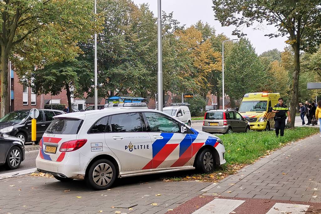 Drie auto's betrokken bij kop-staart aanrijding
