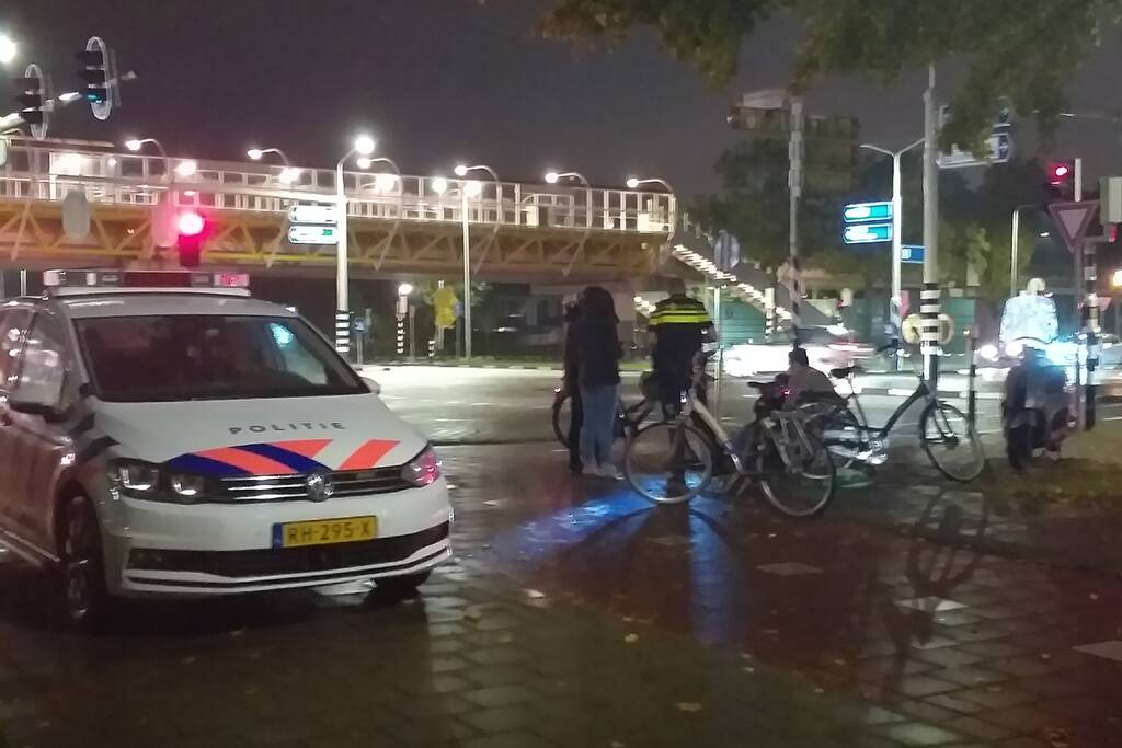 Fietser licht gewond na aanrijding met scooter