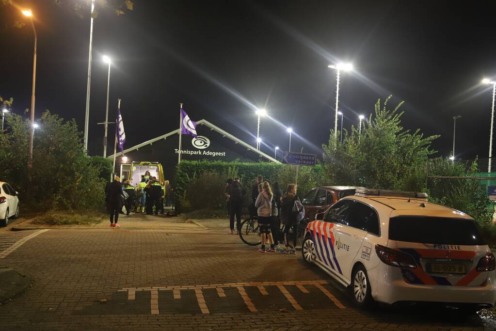 Persoon zwaargewond na val