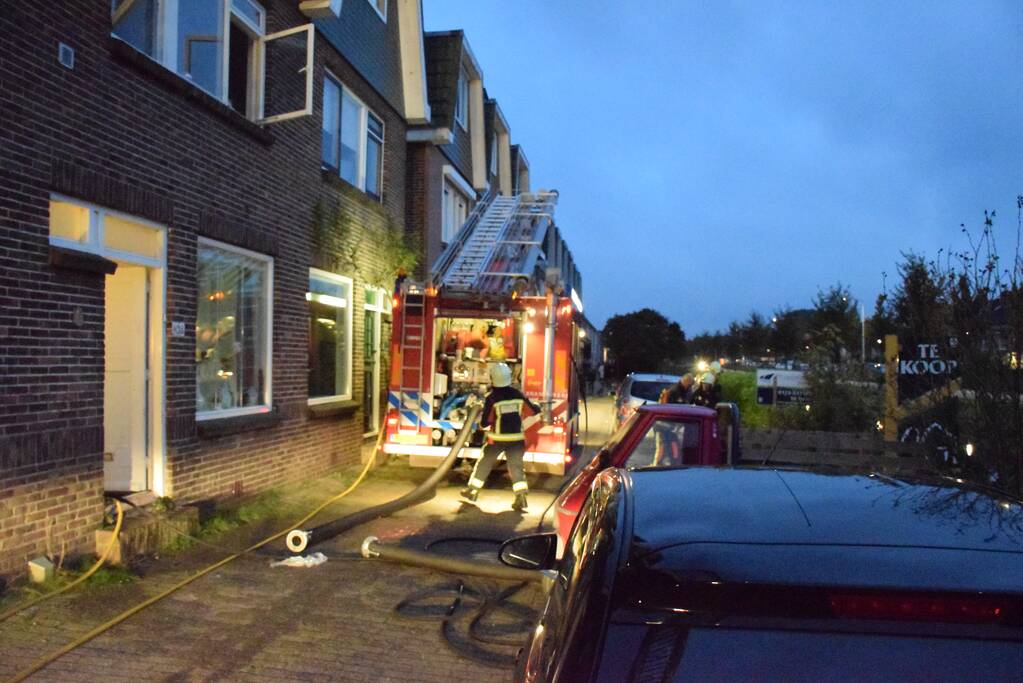 Veel schade na woningbrand