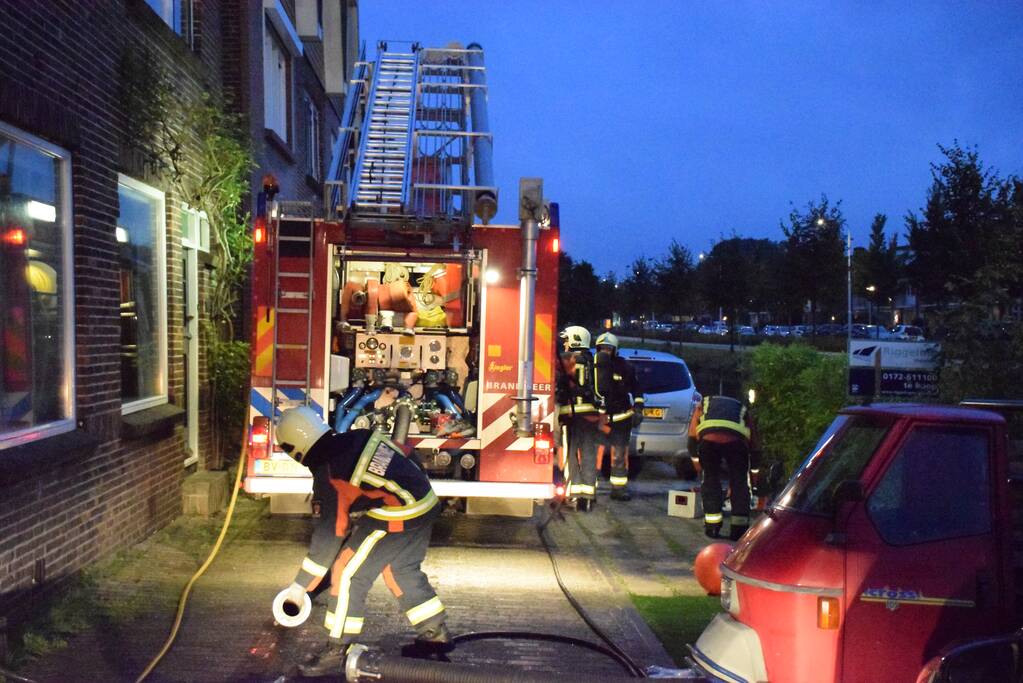 Veel schade na woningbrand