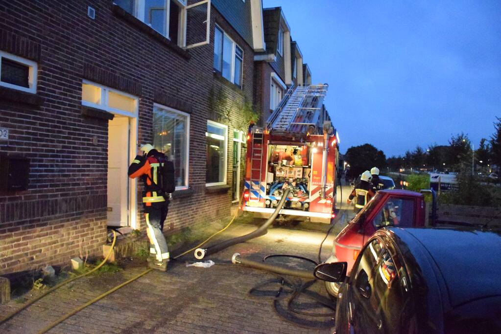 Veel schade na woningbrand
