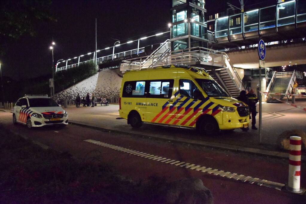 Gewonde bij steekpartij metrostation Oosterheem