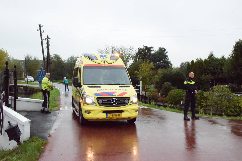 Fietsster gewond na aanrijding met auto