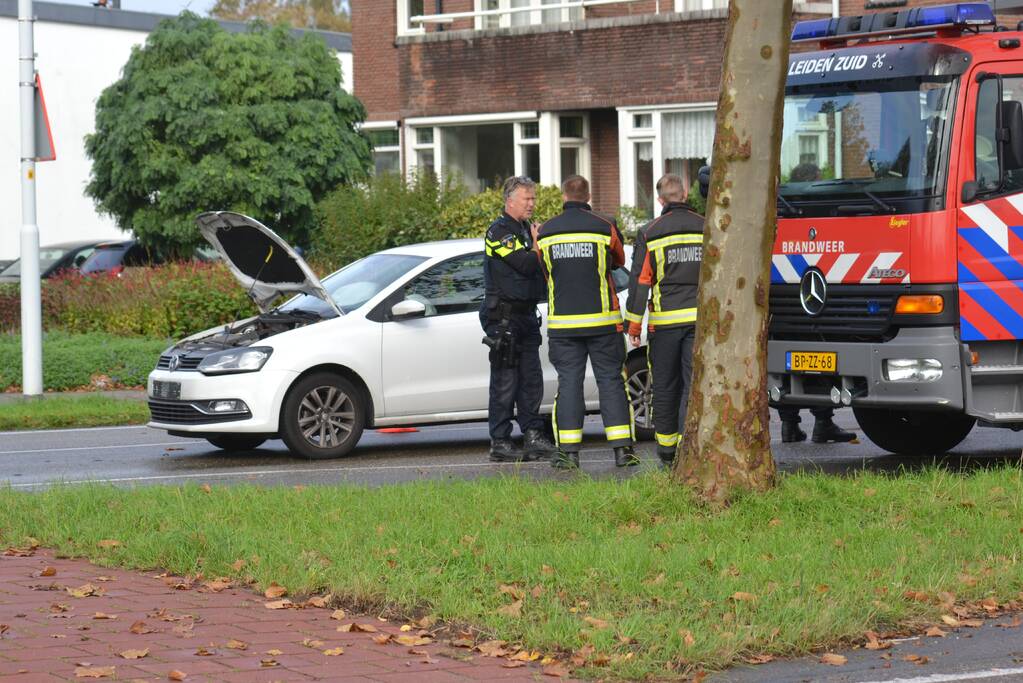 Rijbaan afgesloten na kop-staart aanrijding
