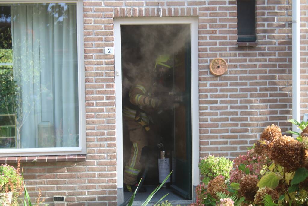 Veel rook bij brand in meterkast