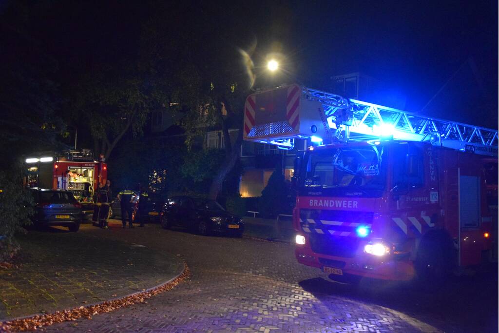 Tweetal woningen zonder stroom door brand in meterkast