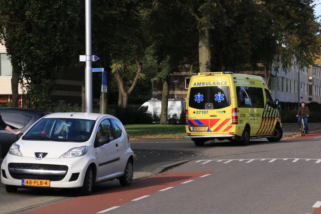 Fietser gewond na aanrijding met een personenauto