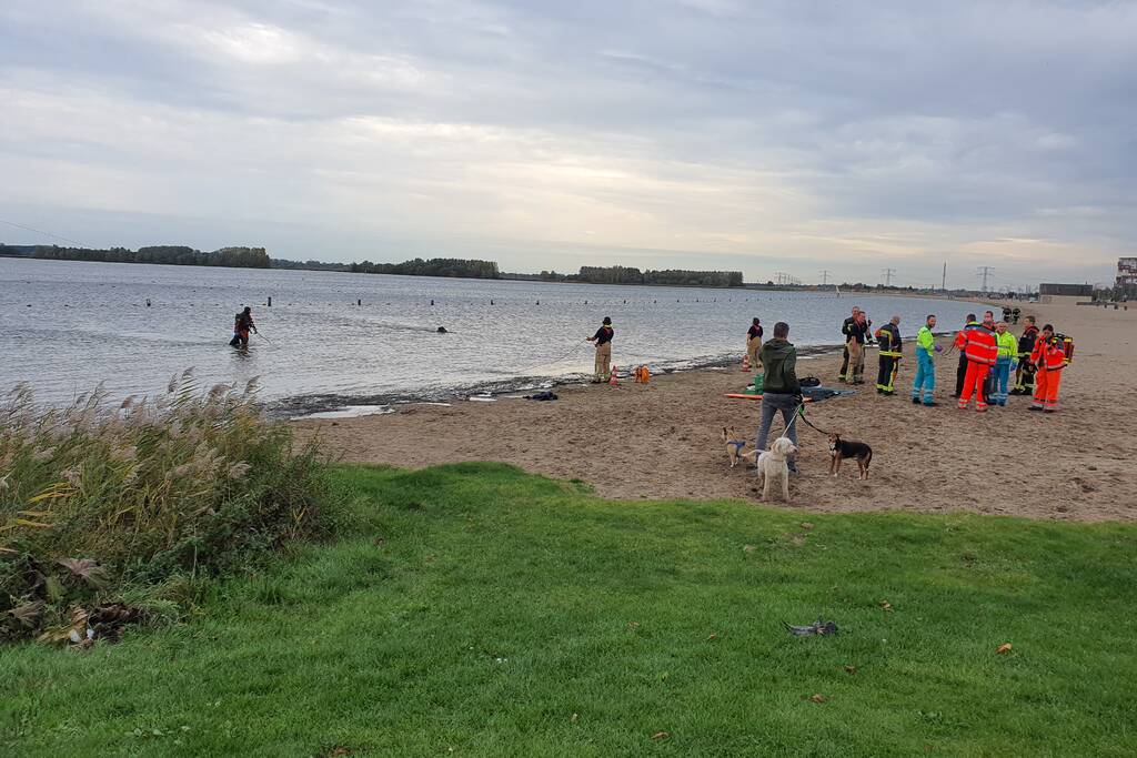 Grote zoekactie in Zevenhuizerplas naar vermiste snorkelaar