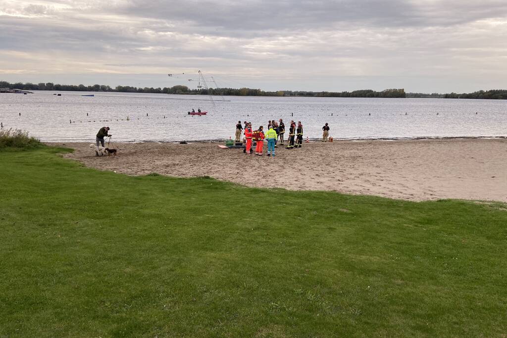 Grote zoekactie in Zevenhuizerplas naar vermiste snorkelaar