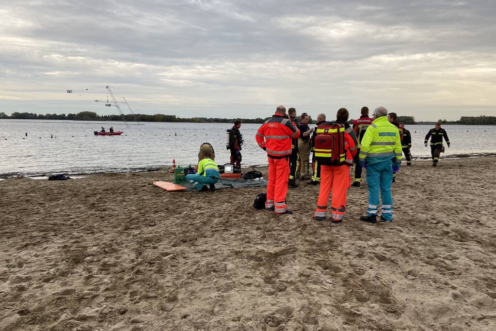 Grote zoekactie in Zevenhuizerplas naar vermiste snorkelaar