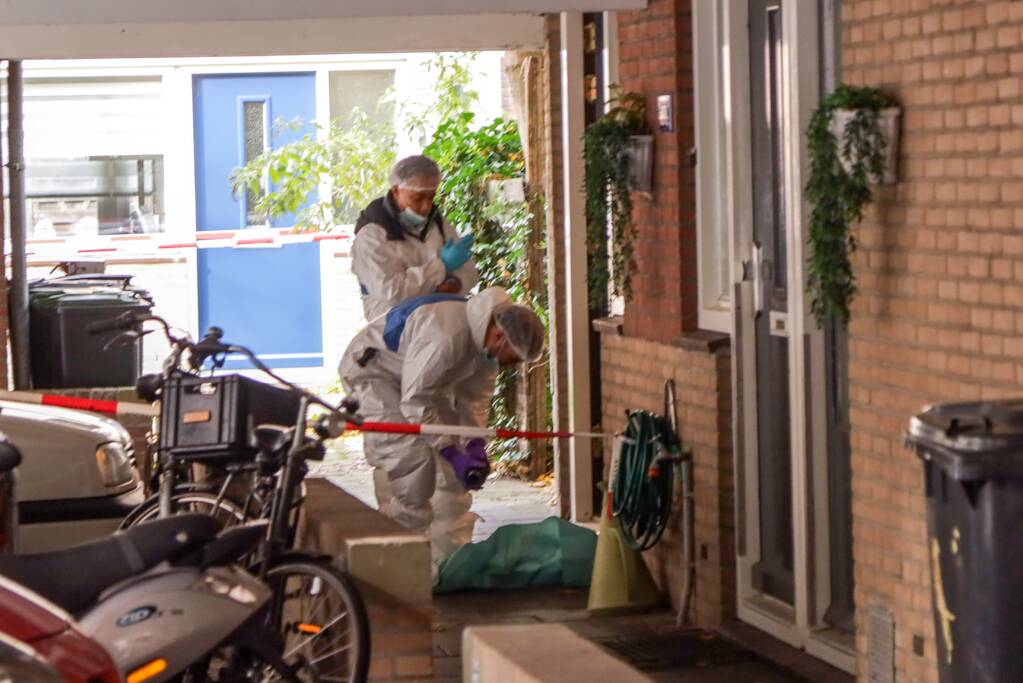 Overleden persoon in woning aangetroffen na inbraak