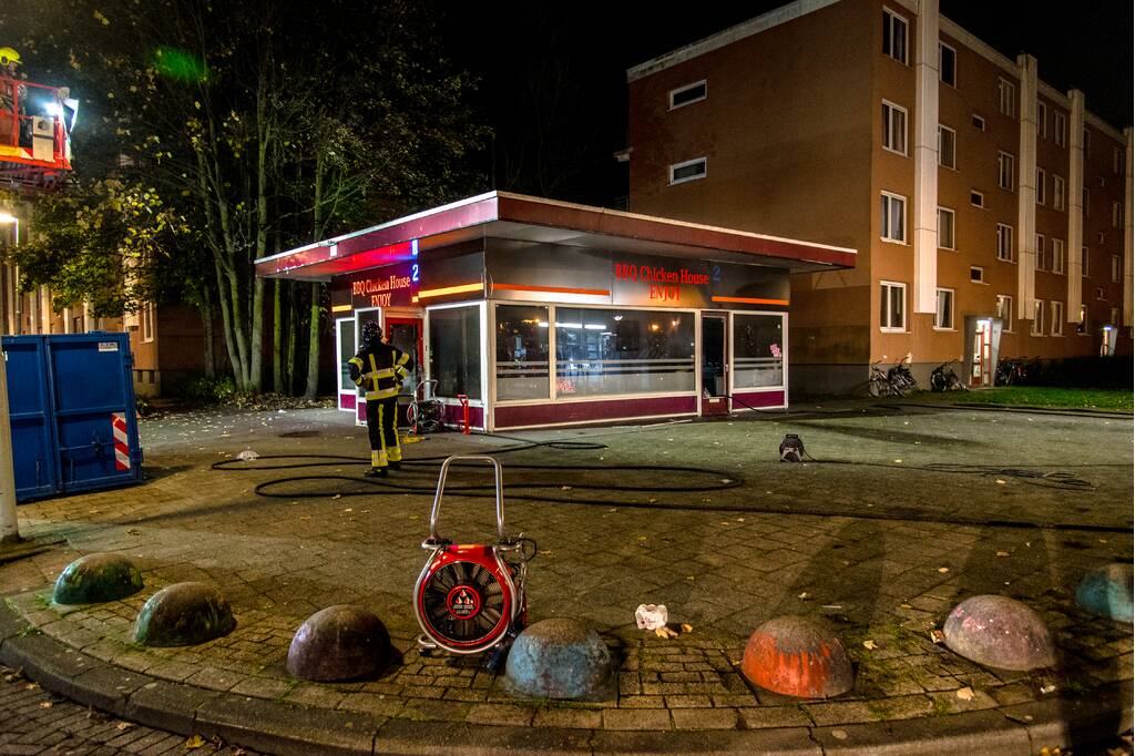 Restaurant zwaar beschadigd na brand in keuken
