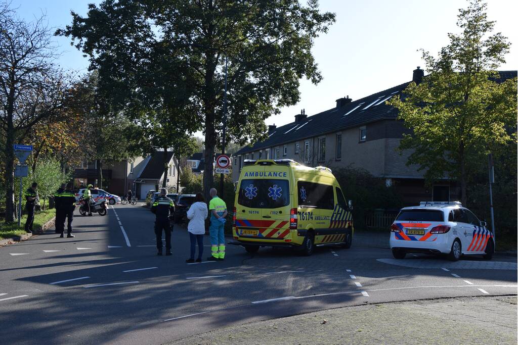 Fietser gewond bij aanrijding met personenauto