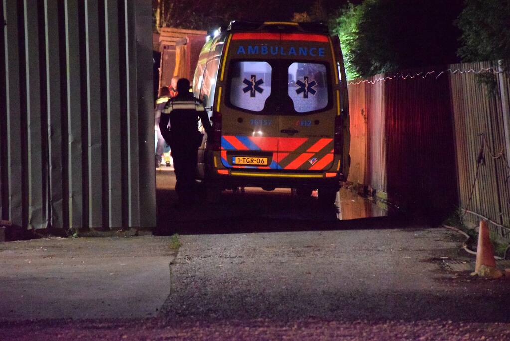 Jonge vrouw overleden bij ongeval met op hol geslagen paard in stal