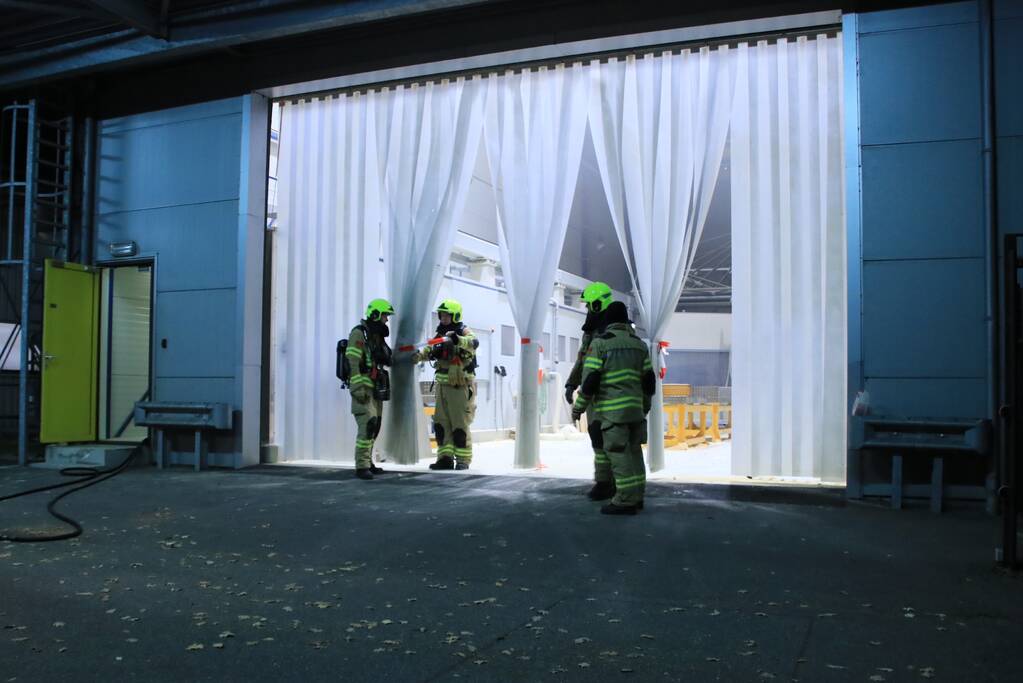 Brand in bedrijf snel onder controle