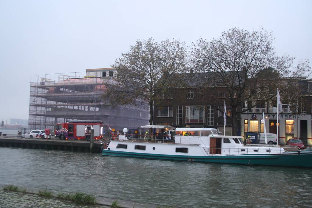Isolatie machinekamer vliegt in brand