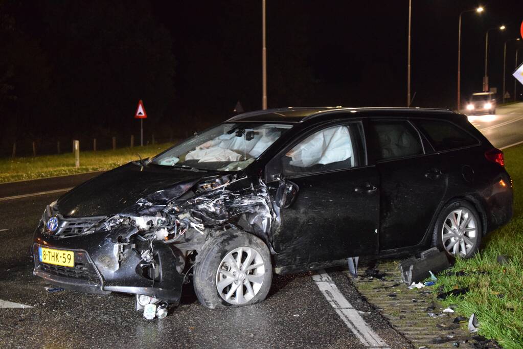 Veel schade bij frontale botsing