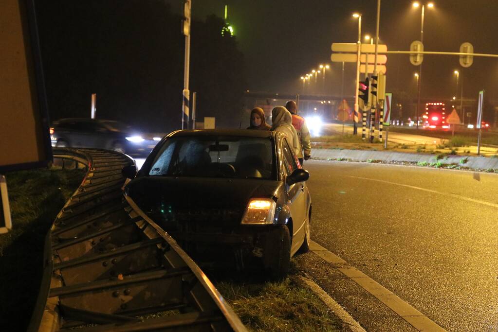 Flinke schade na botsing in beruchte bocht