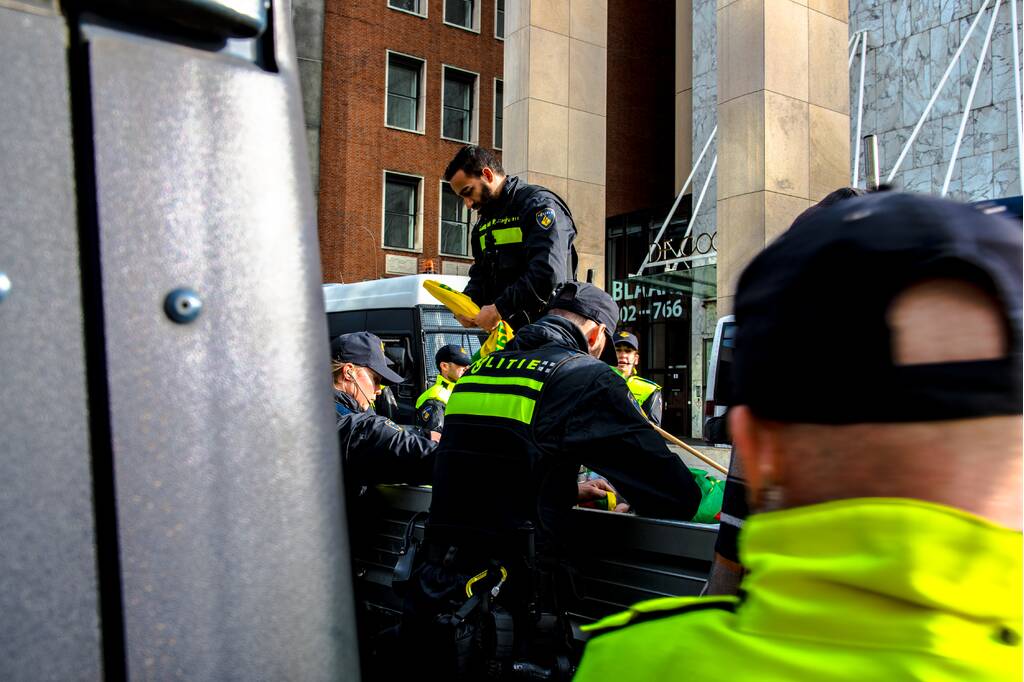 Acht aanhoudingen bij demonstratie van Koerden