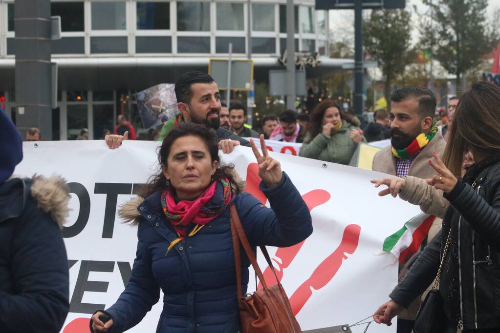 Acht aanhoudingen bij demonstratie van Koerden