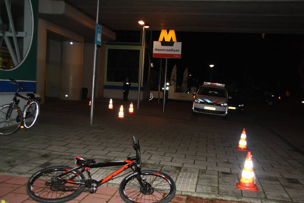 Jongeman zwaargewond bij steekpartij