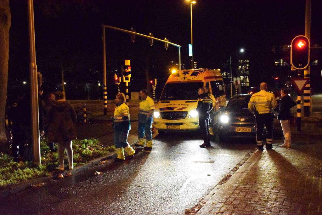 Fietser gewond na aanrijding met auto