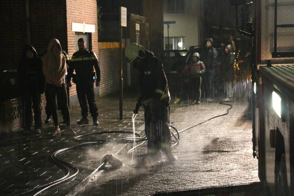 Fikse rookontwikkeling bij schoorsteenbrand