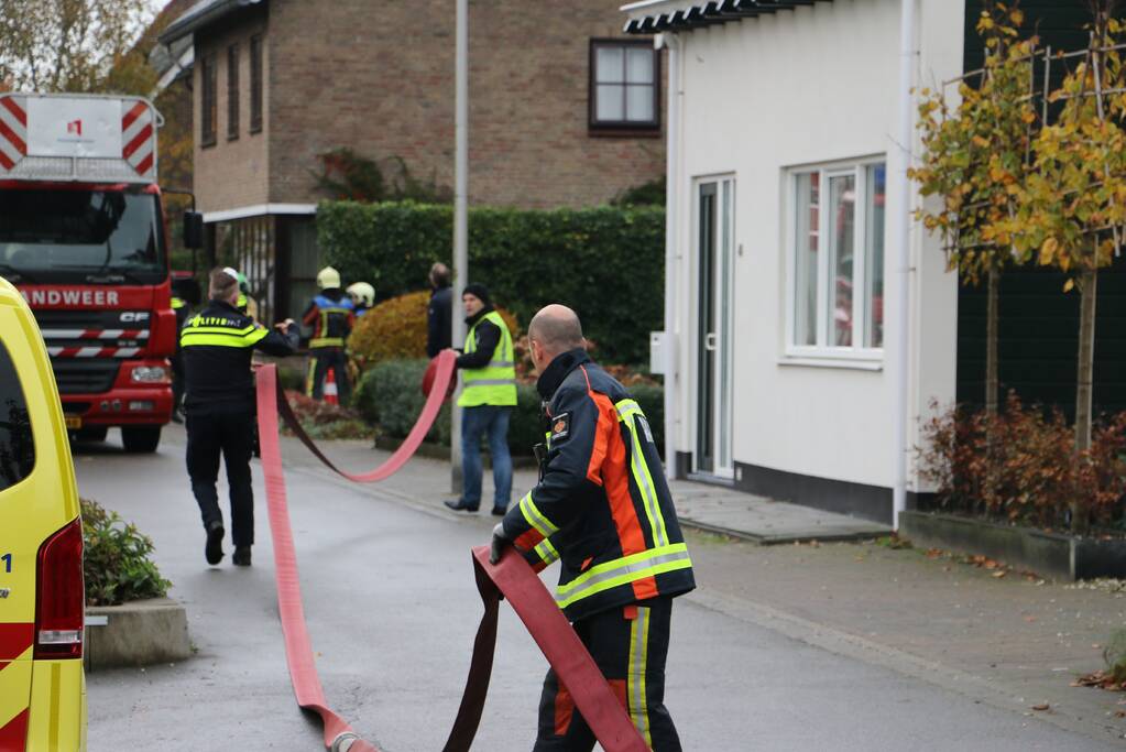 Dak van kerk vat vlam bij werkzaamheden