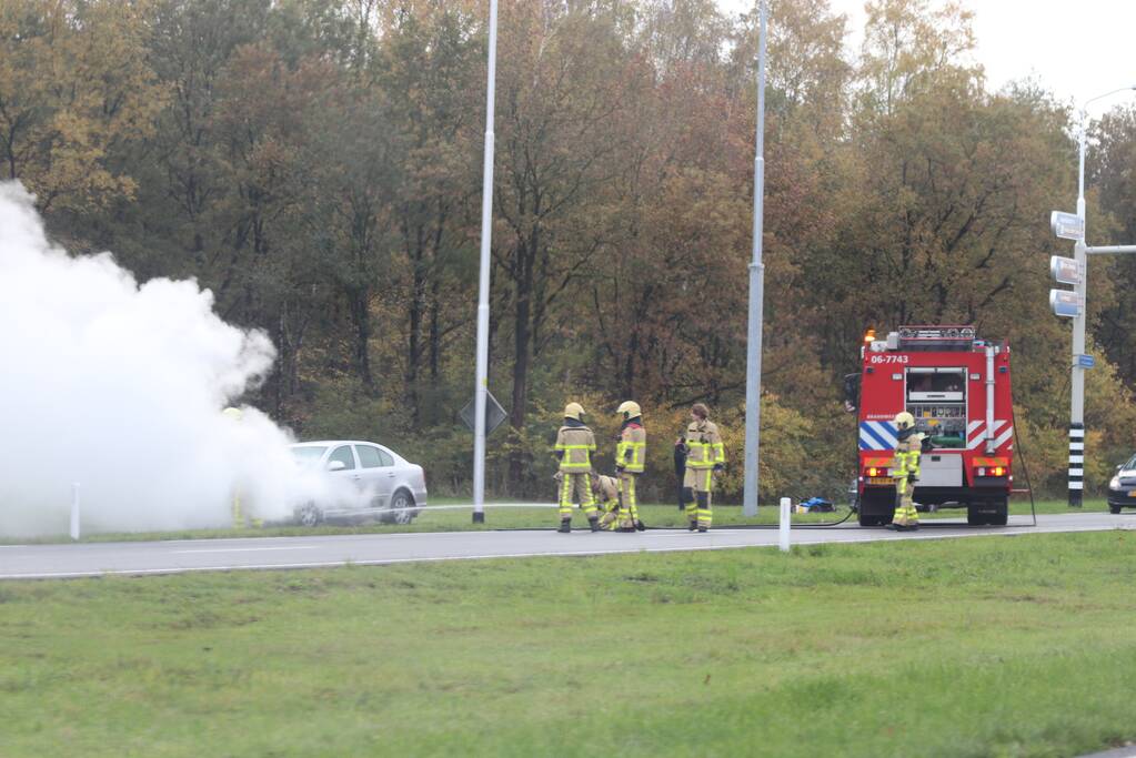 Forse rookontwikkeling bij autobrand langs snel