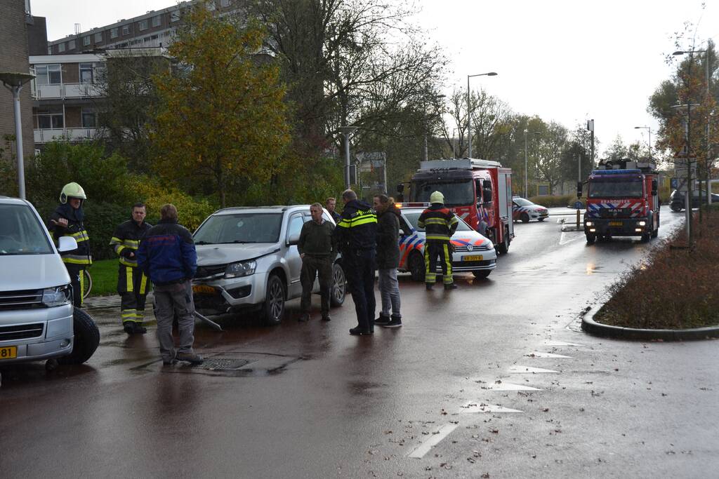 Flinke schade bij aanrijding op kruising