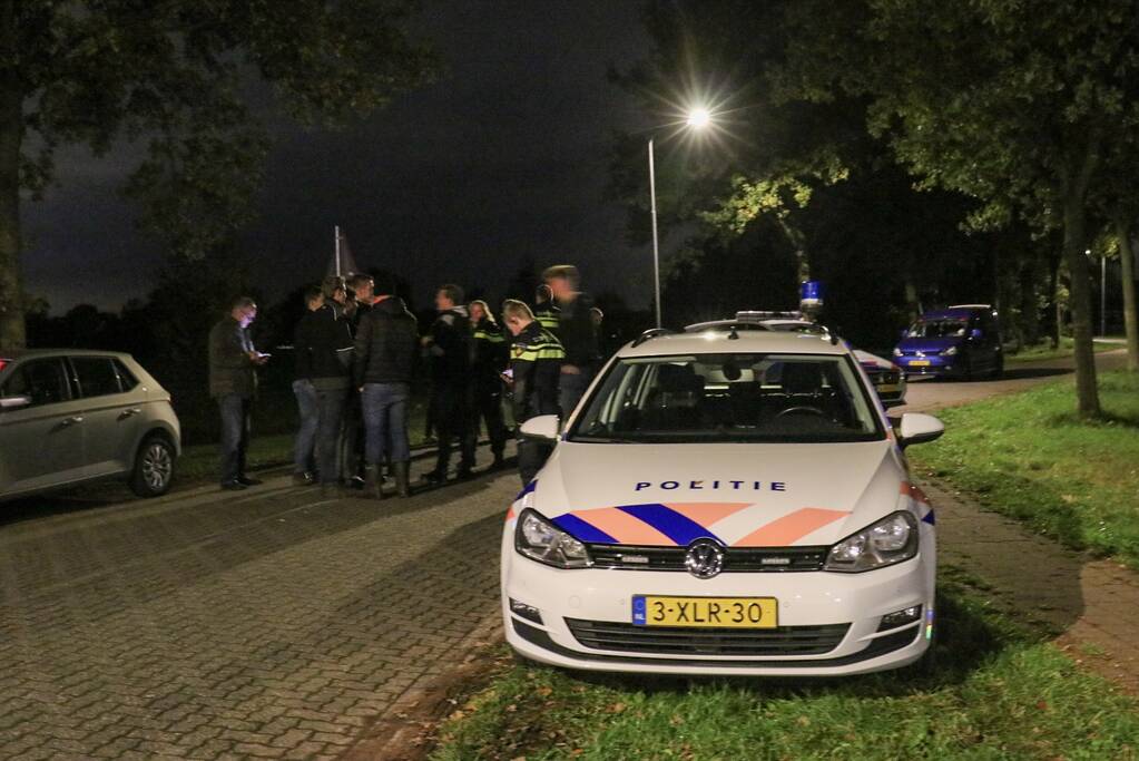 Politie houdt jagende boeren tegen