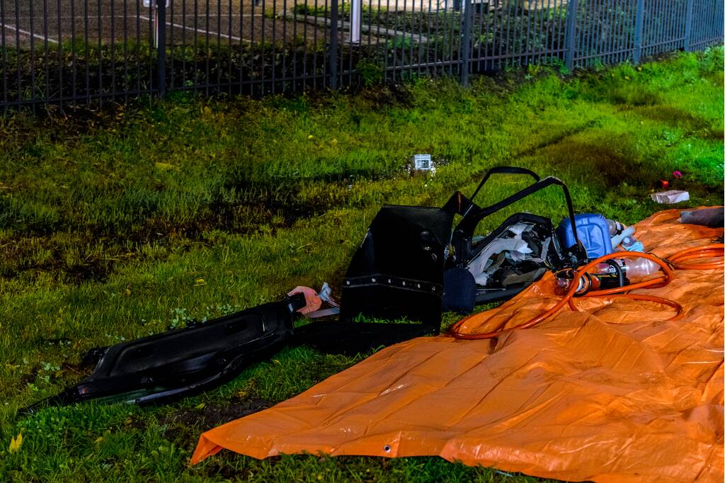 Enorme ravage bij zwaar ongeval in Albrandswaard, twee personen gewond