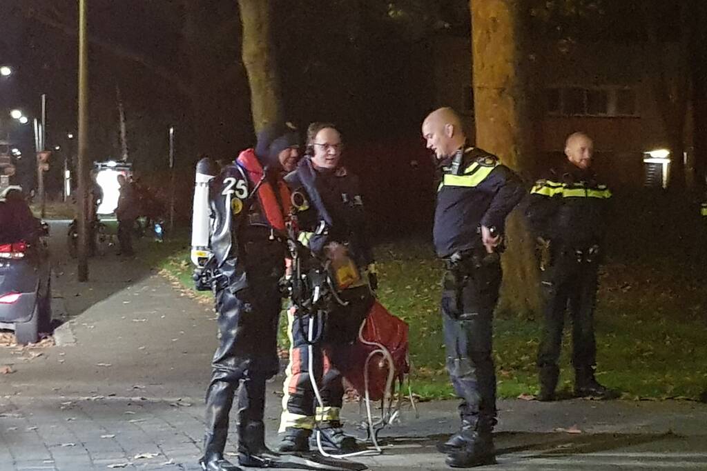 Personenauto belandt in sloot