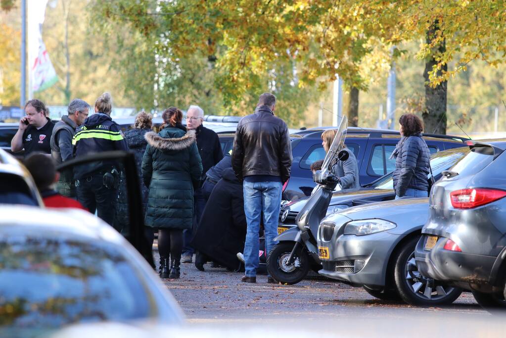 Scooterrijder aangereden op parkeerplaats