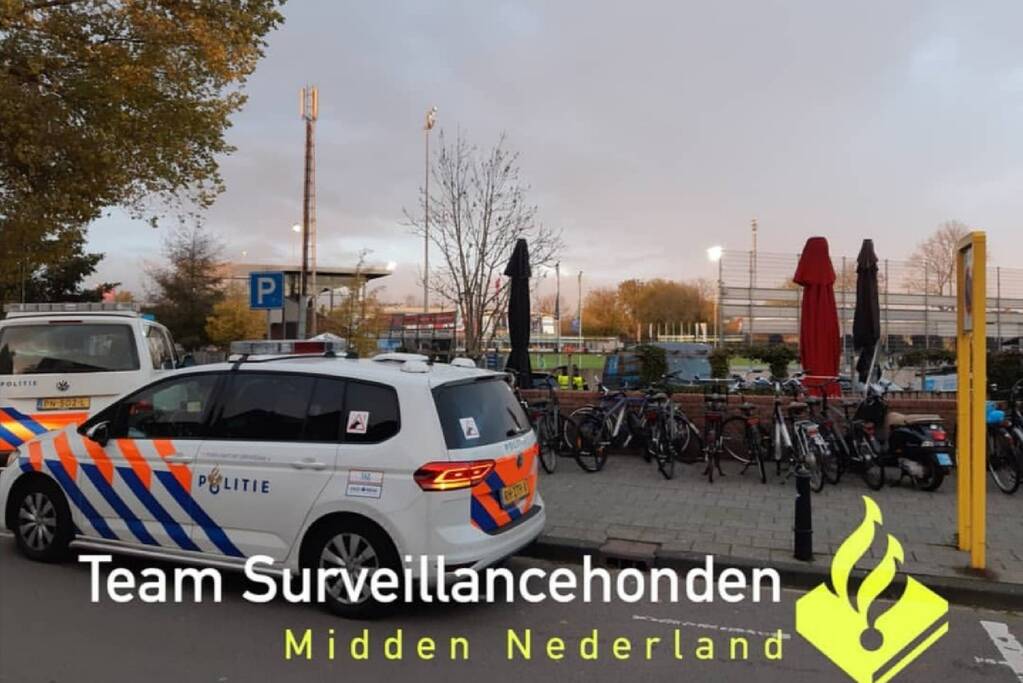 Veel politie bij uitloop voetbalwedstrijd Spakenburg vs Katwijk