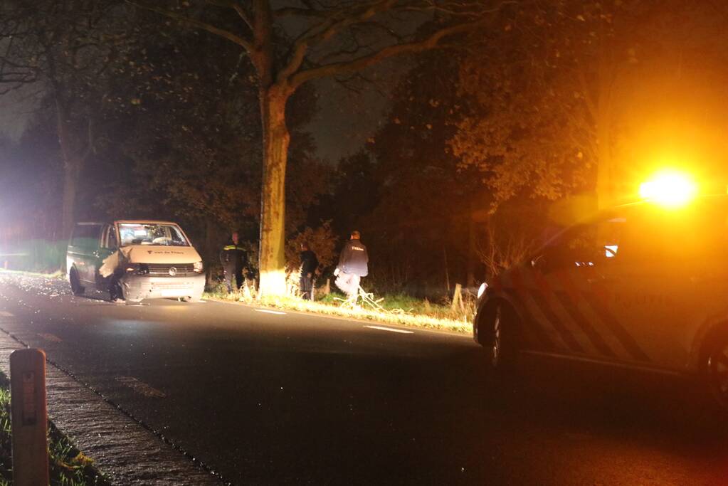 Flinke schade na botsing met boom