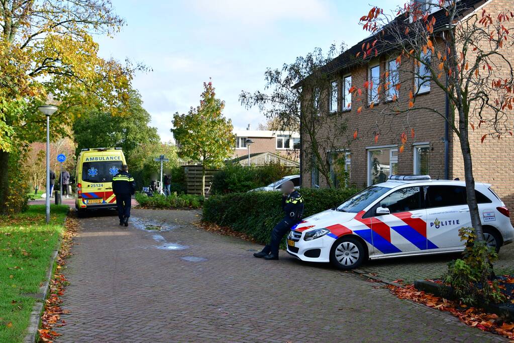 Twee fietsster botsen op fietspad
