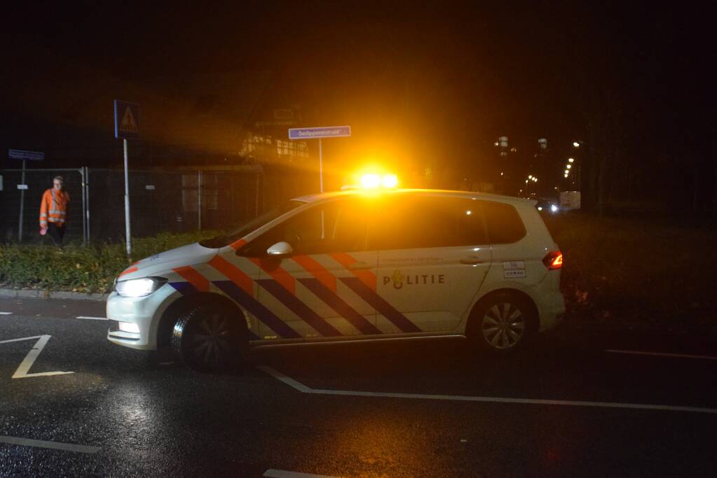 Fietser geschept door personenauto