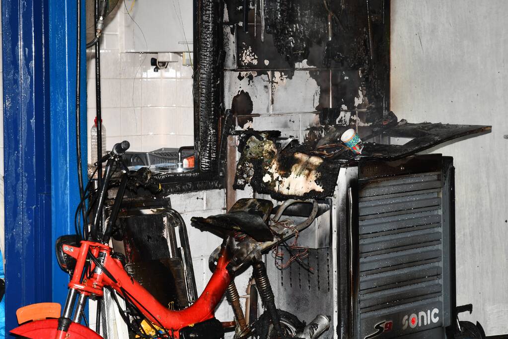 Brand in werkplaats snel onder controle