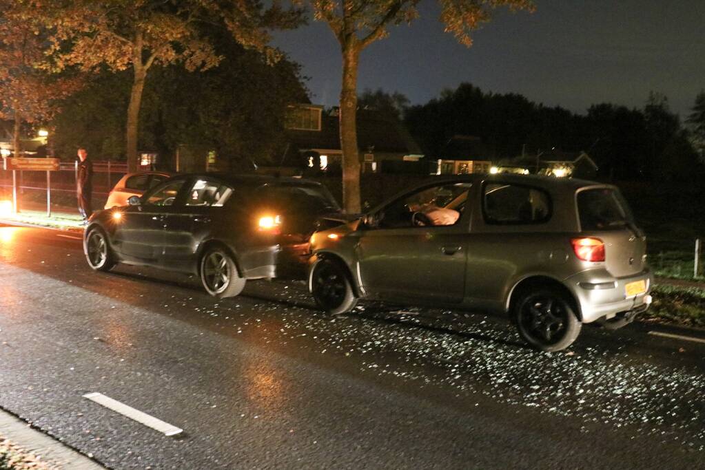 Flinke schade na kop-staart aanrijding