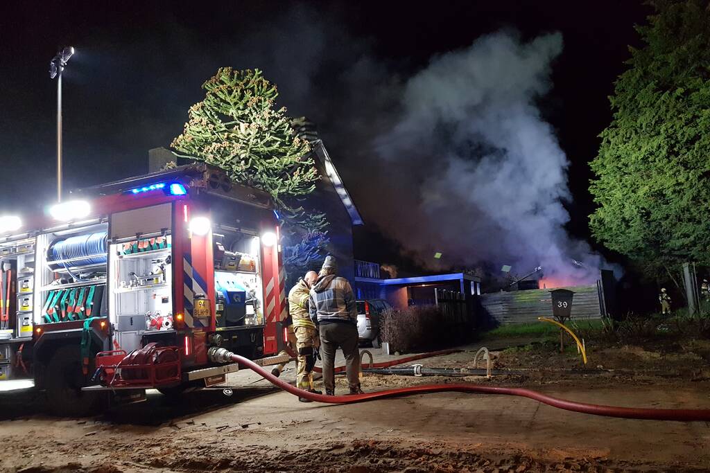 Schuur verwoest door brand