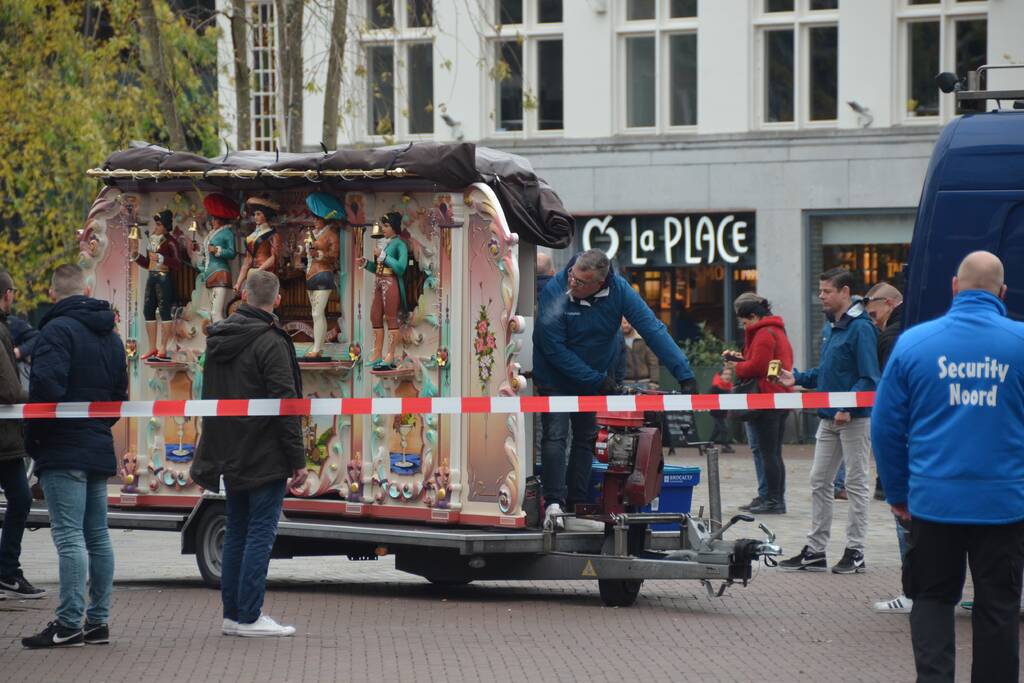 Demonstranten KOZP bij intocht Sinterklaas
