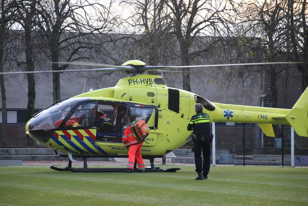 Meerdere fietsers gewond na aanrijding met auto