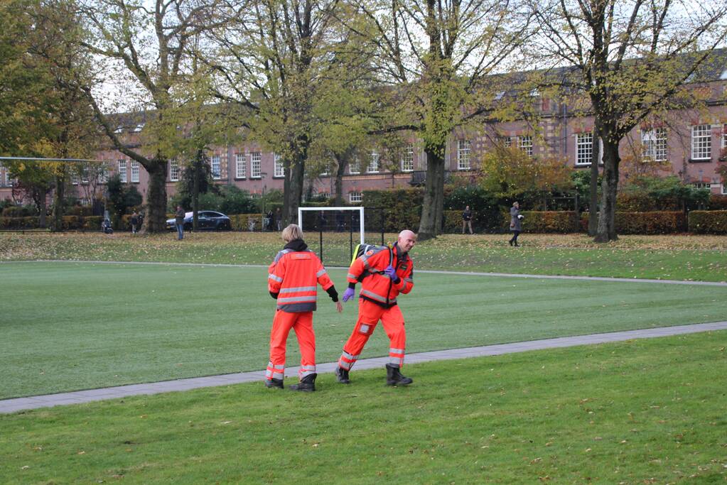 Meerdere fietsers gewond na aanrijding met auto